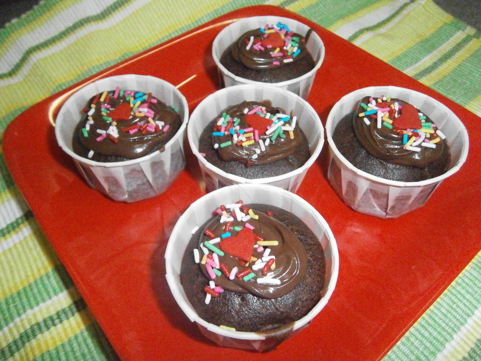 Kek Coklat Simple Tanpa Telur ~ Umi's Cup Cake