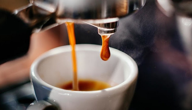 caffeine content green tea vs decaf coffee