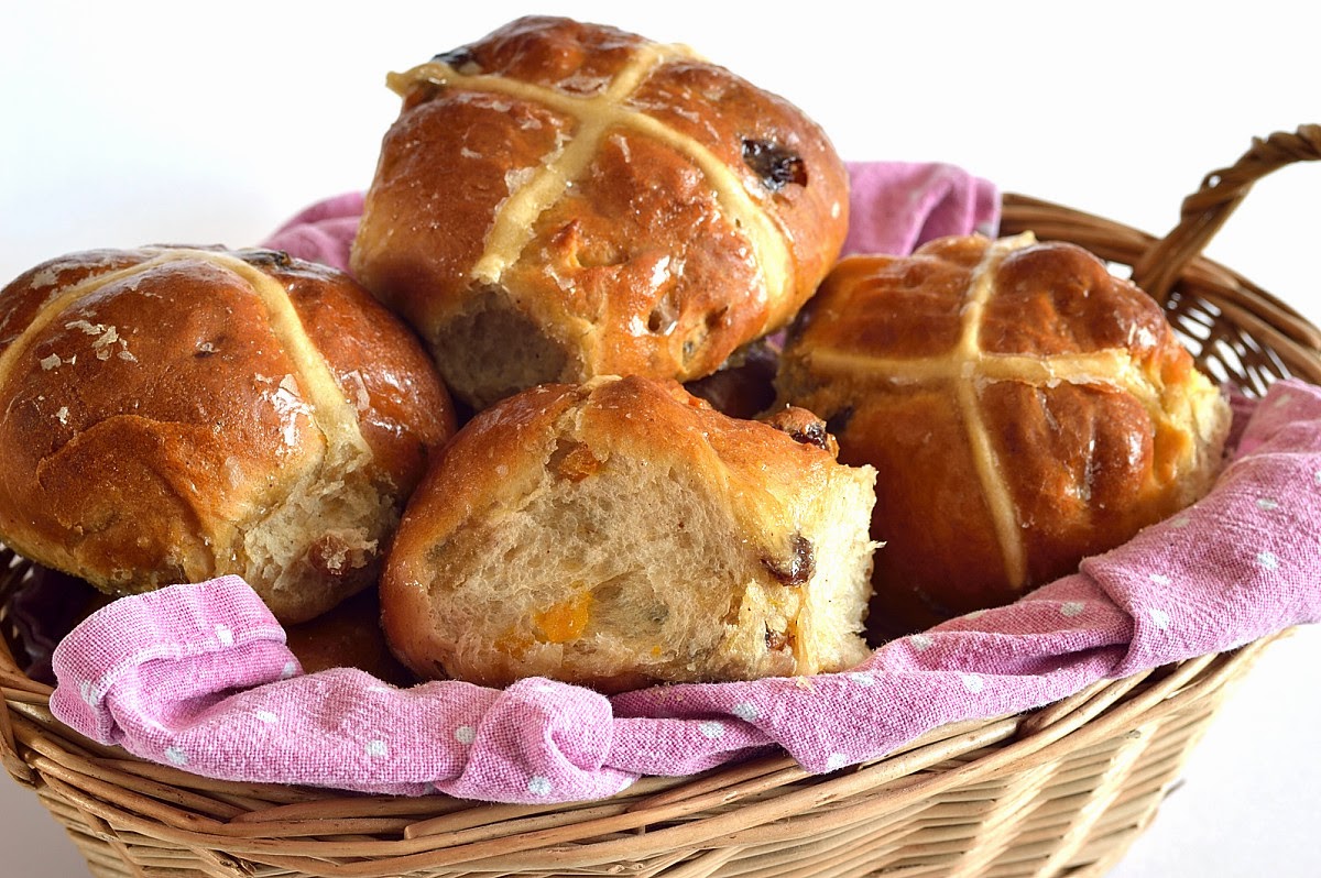 Delicious Hot Cross Buns - thrifty and tasty! | Utterly Scrummy Food ...