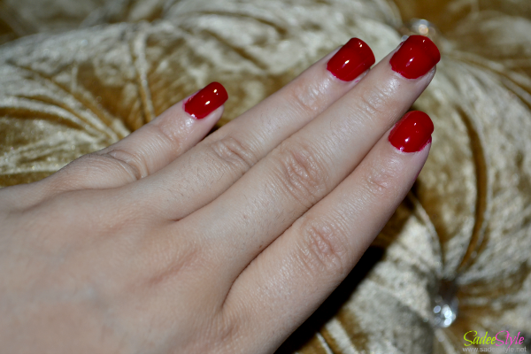 Flormar nail enamel (Bordeaux Scream 128) Flormar nail enamel (Bordeaux Scream 128)