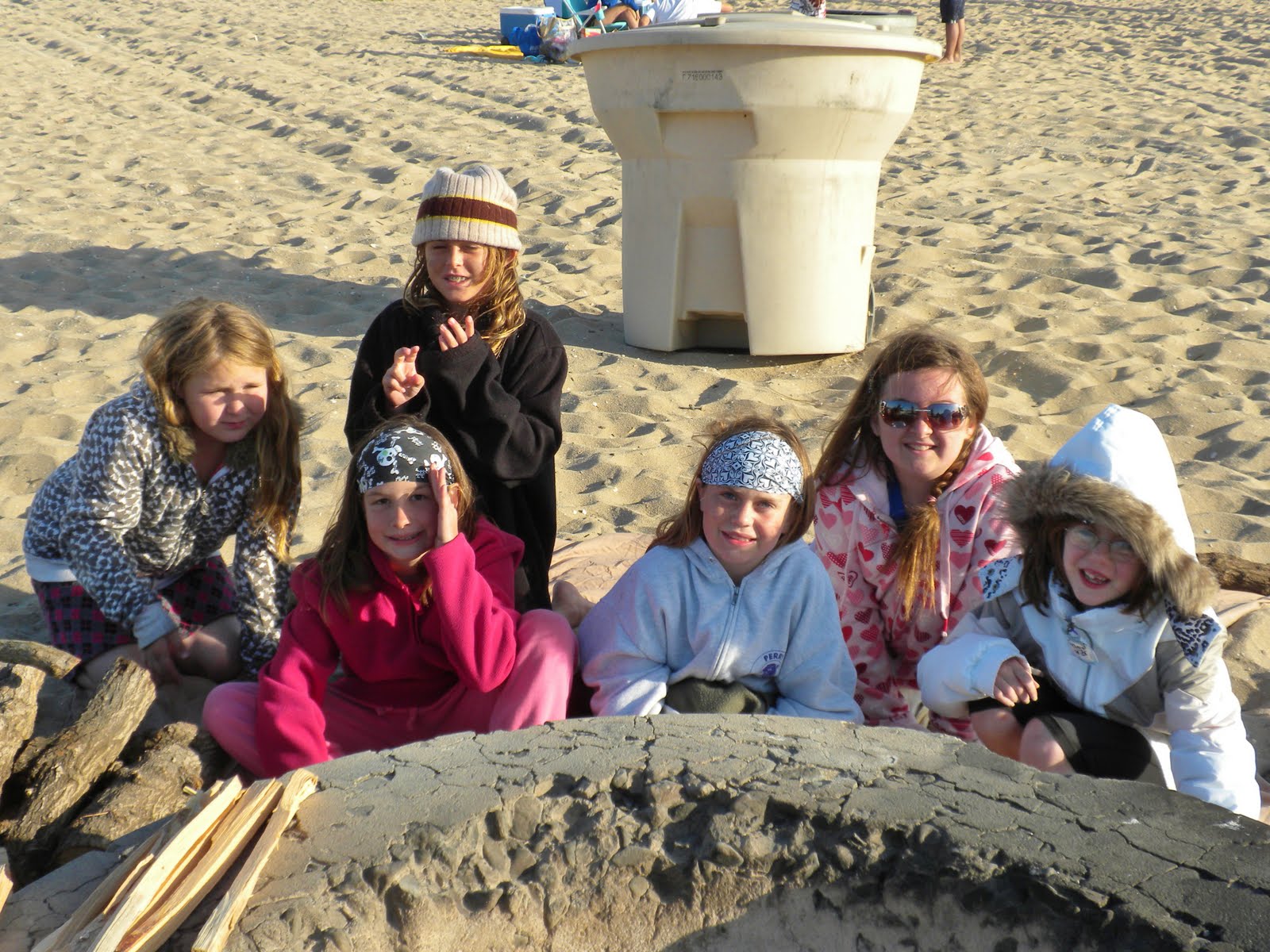 Huntington Beach Girl Scout Troop Fun At The Beach