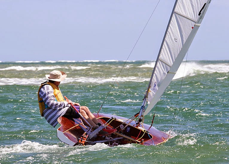 Earwigoagin Australian 2015 Classic Wooden Dinghy Regatta
