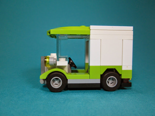 MOC LEGO carrinha de distribuição