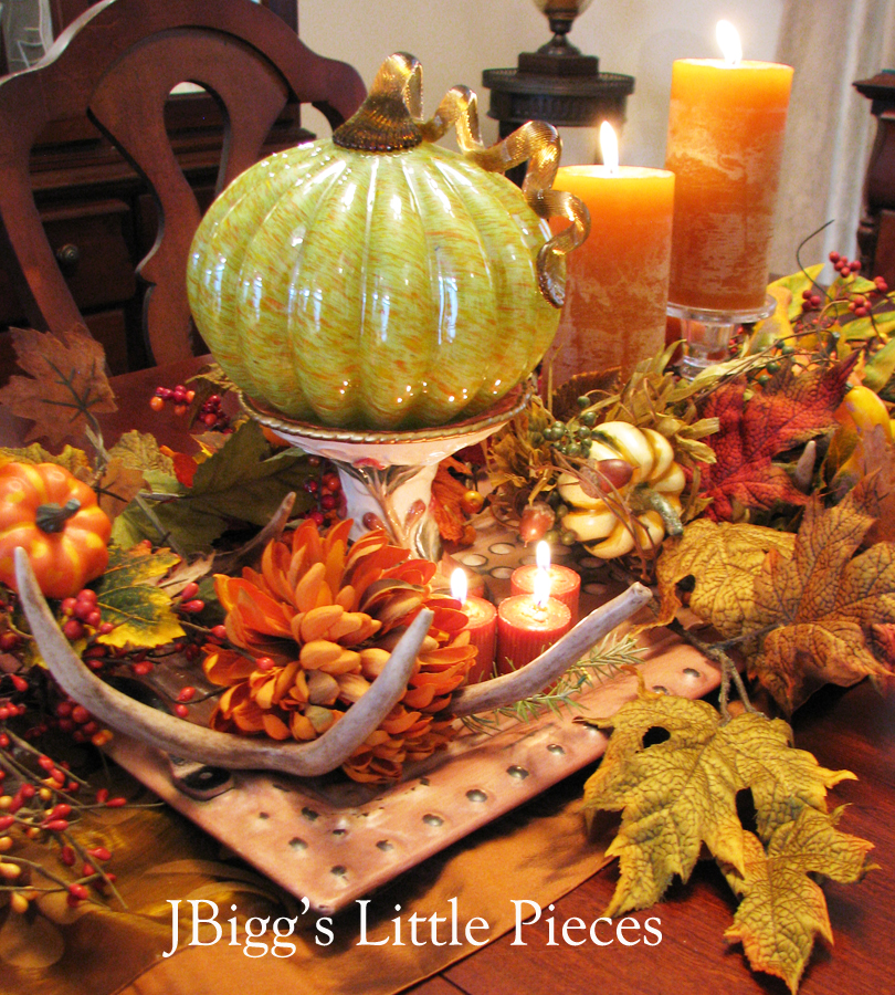 JBigg Life in Kentucky Fall Table