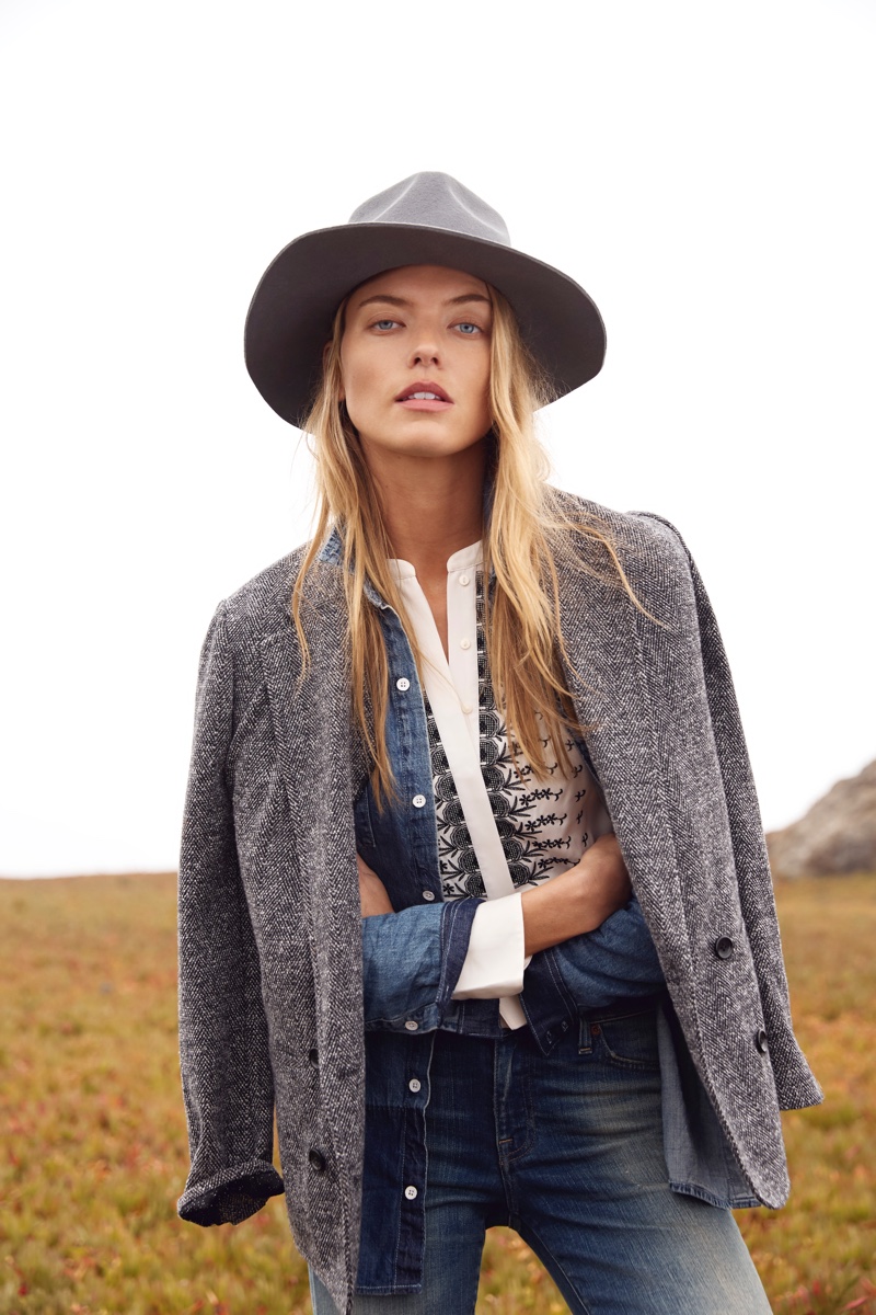Lucky Brand Holiday 2018 Campaign featuring Martha Hunt and Devon Windsor