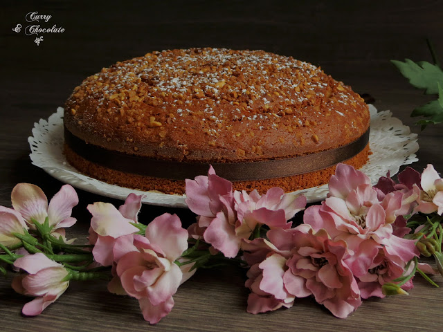 Bizcocho de crema de almendras al amaretto (sin lactosa) – Almond cream sponge cake