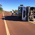 Caminhão tomba na ERS 330 em Miraguaí