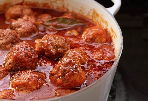 SoulfoodQueennet Meat Balls In A Big Pot