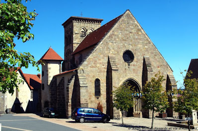 Montaigut en Combrailles, l'église.