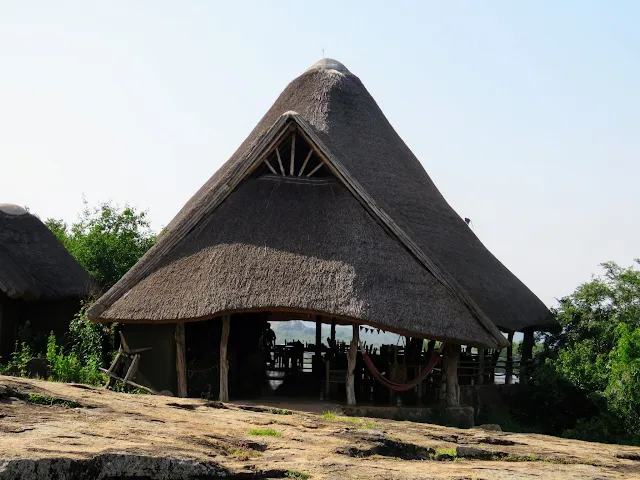 Restaurant and bar at Rwakobo Rock lodge in Uganda