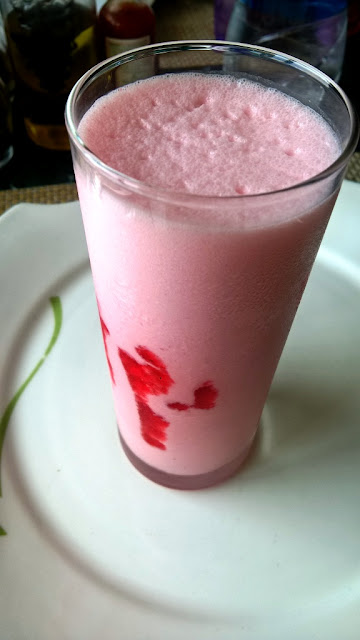 Most Refreshing Strawberry Milkshake in Mumbai