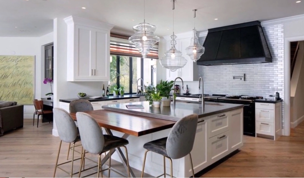 12 Photos vs. Justin Bieber & Hailey Baldwin $25.8 Million Beverly Park Mansion Interior Design Tour