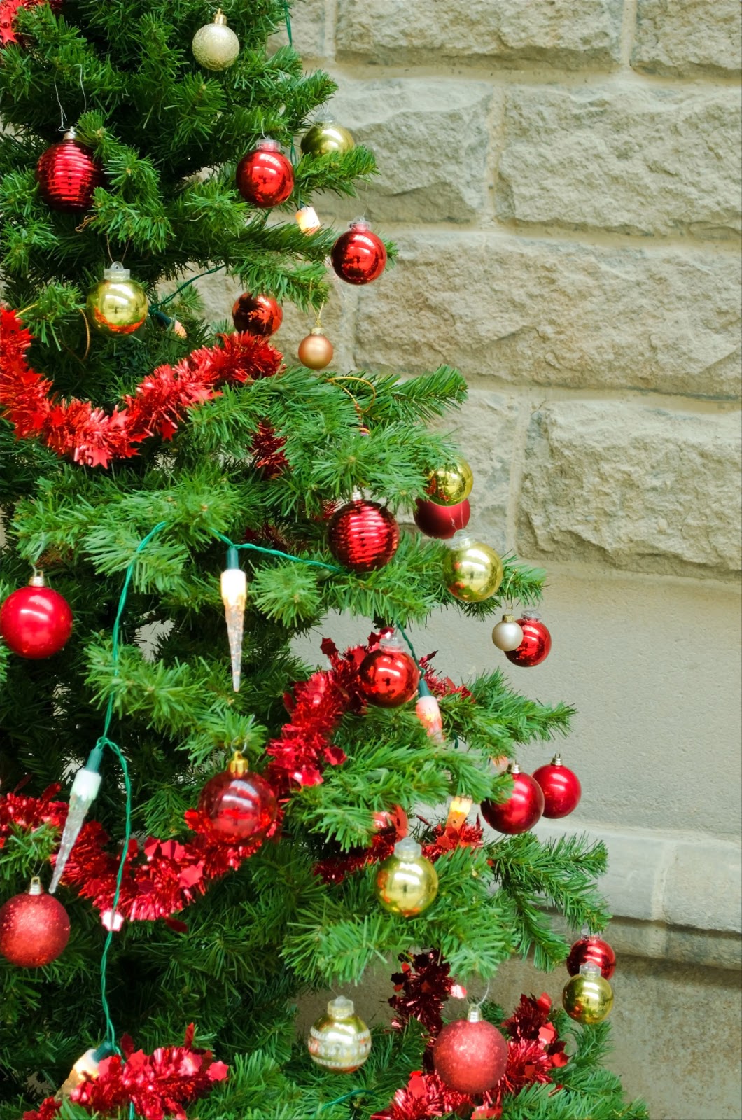 RETRO KIMMER'S BLOG: AMAZING CHRISTMAS TREES!