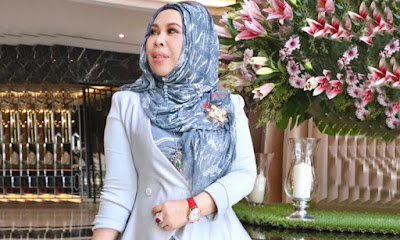 Netizen Bongkar Datuk Seri Vida ‘Edit’ Gambar Jadi Ramping