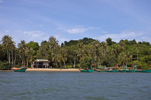 Visit 4 best beaches in Cambodia