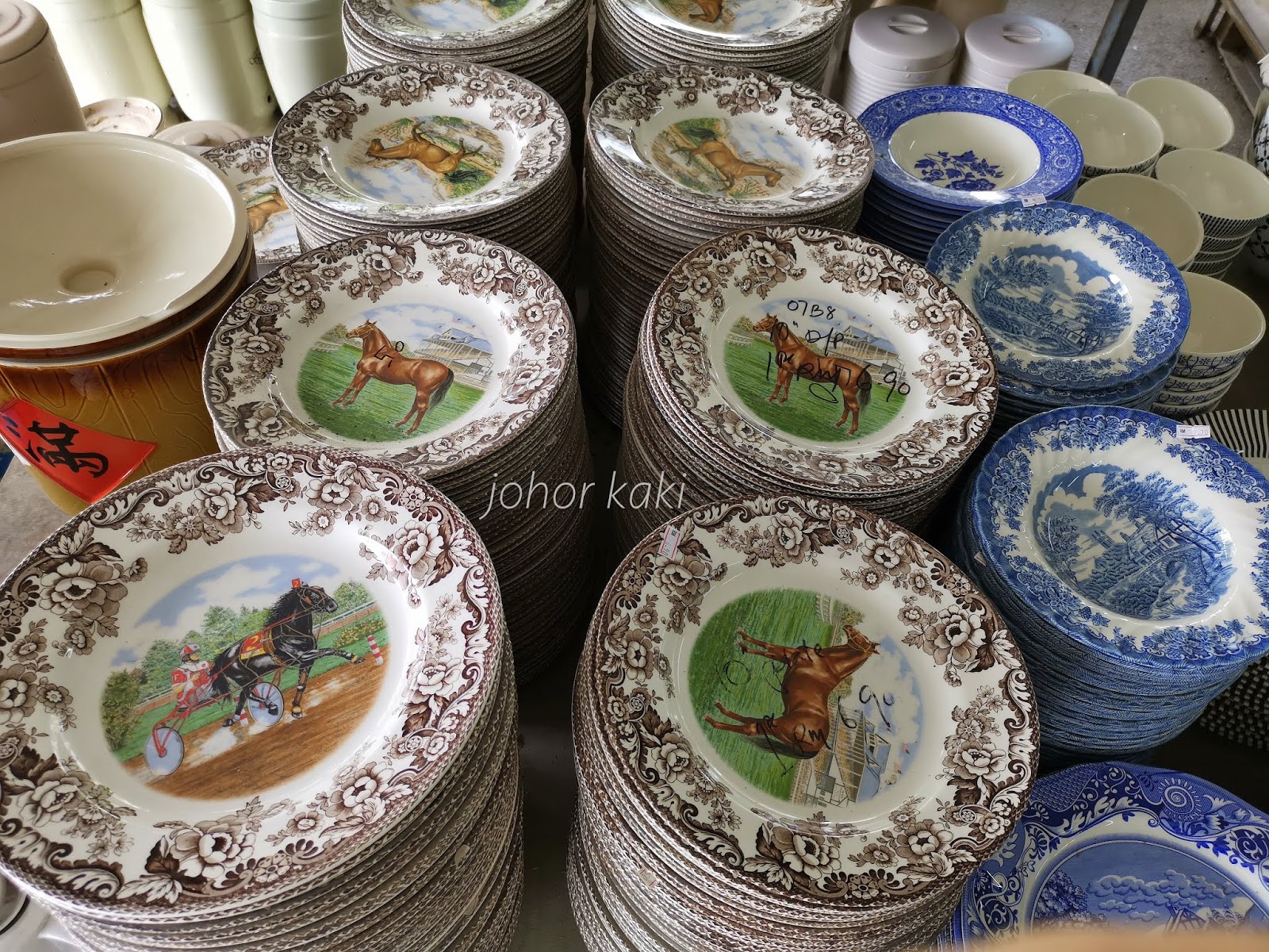 Claytan Ceramics Factory Store Ayer Hitam Johor Almost Perfect Prestigious Brand Fine China At Huge Discount Johor Kaki Travels For Food