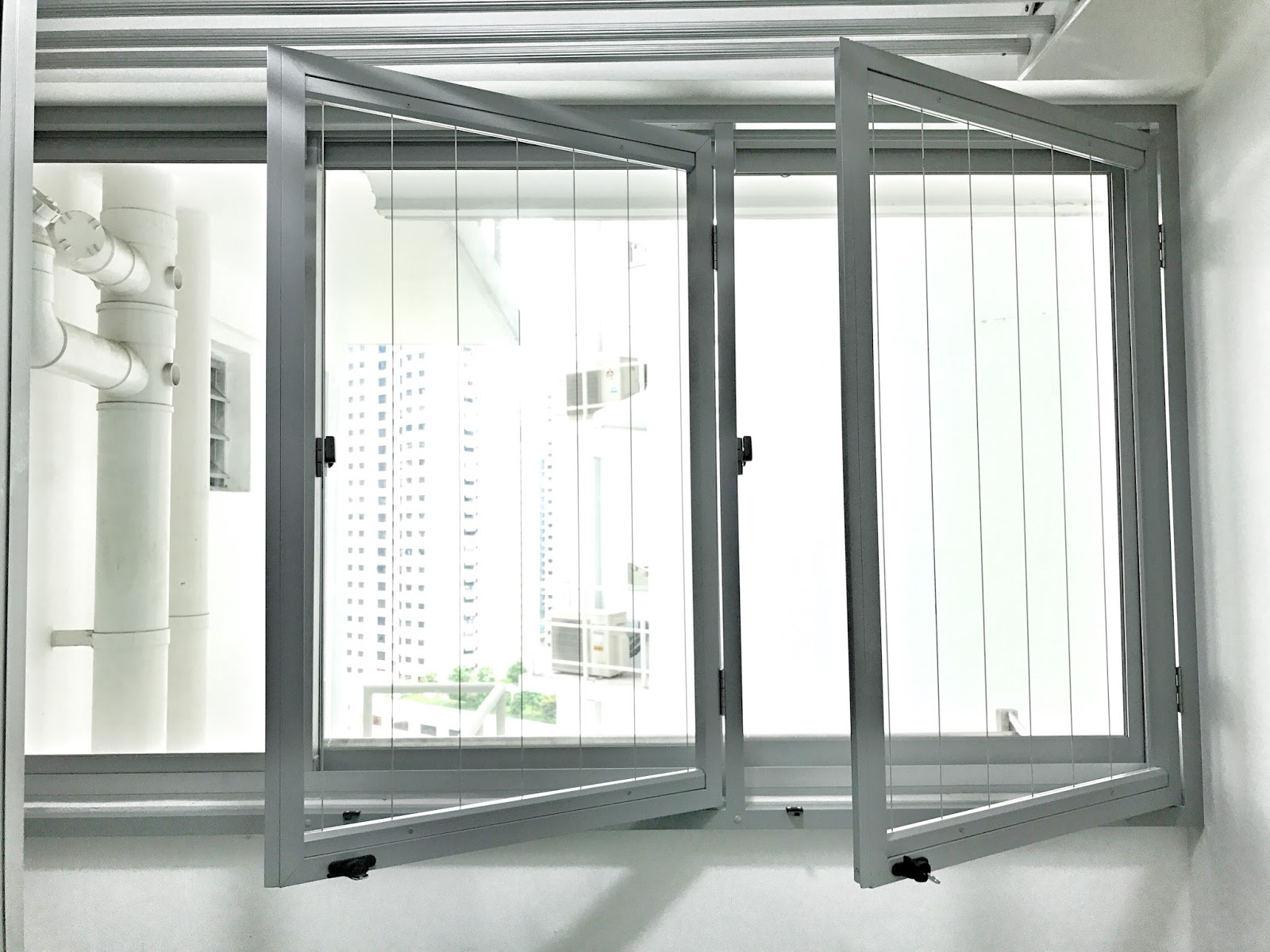 Invisible Grille With Home Grille SHEYTHL