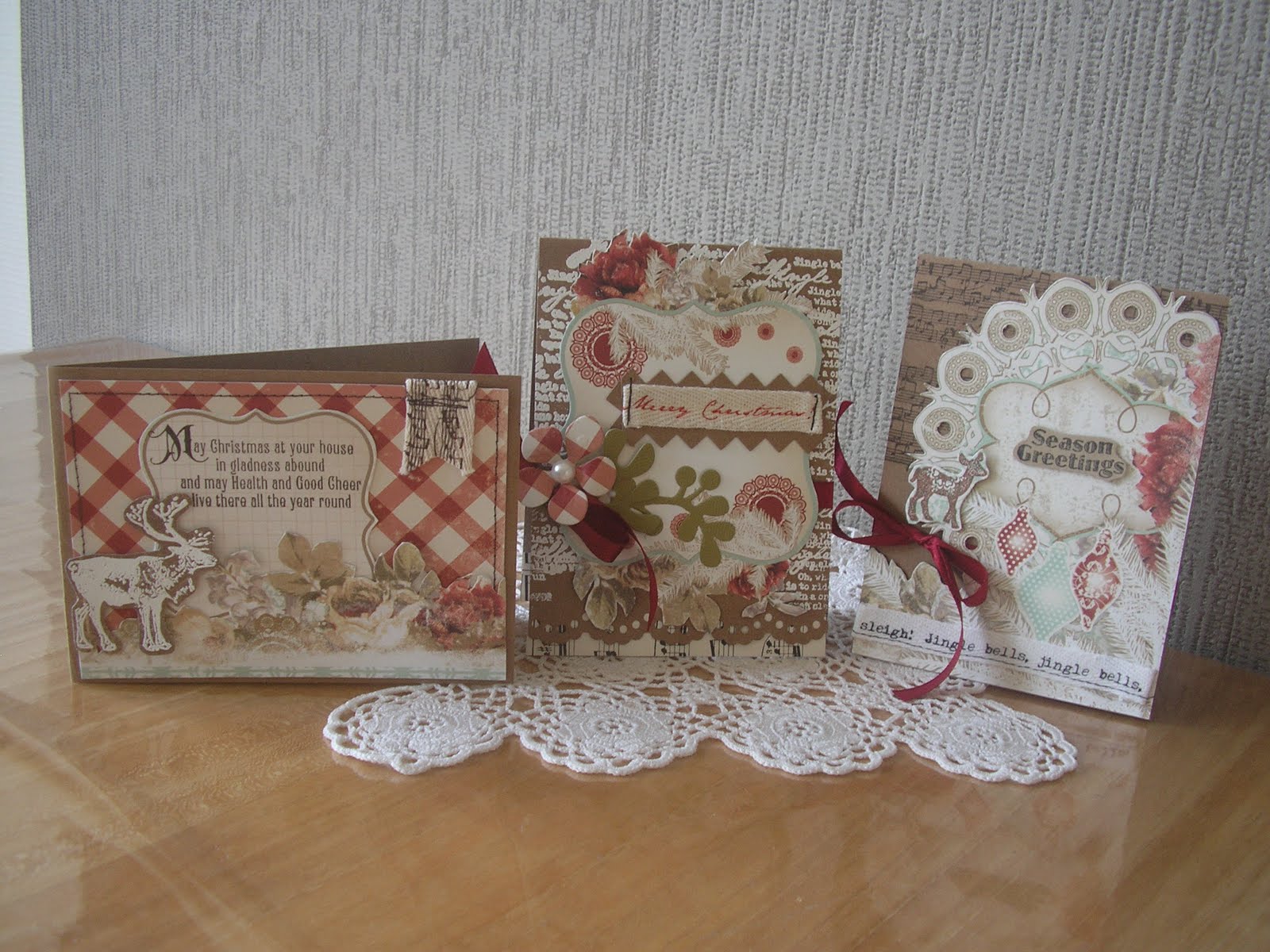 Love Scrapping and More: Kerstkaarten met Cozy christmas papier