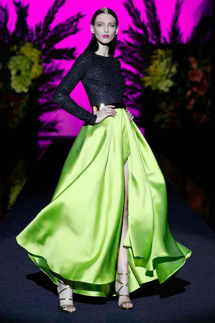 Vestidos majestuosos de Hannibal Laguna la pasarela Fashion Madrid MIL IDEAS MUJER
