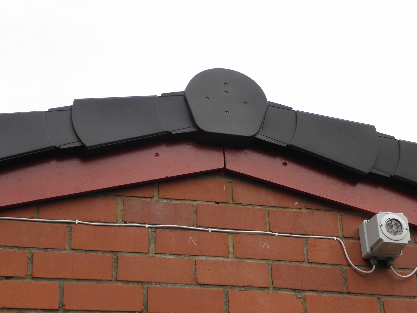 where eagles fear to perch Fitting a Roof Dry Verge / Roof Tile Edging System....