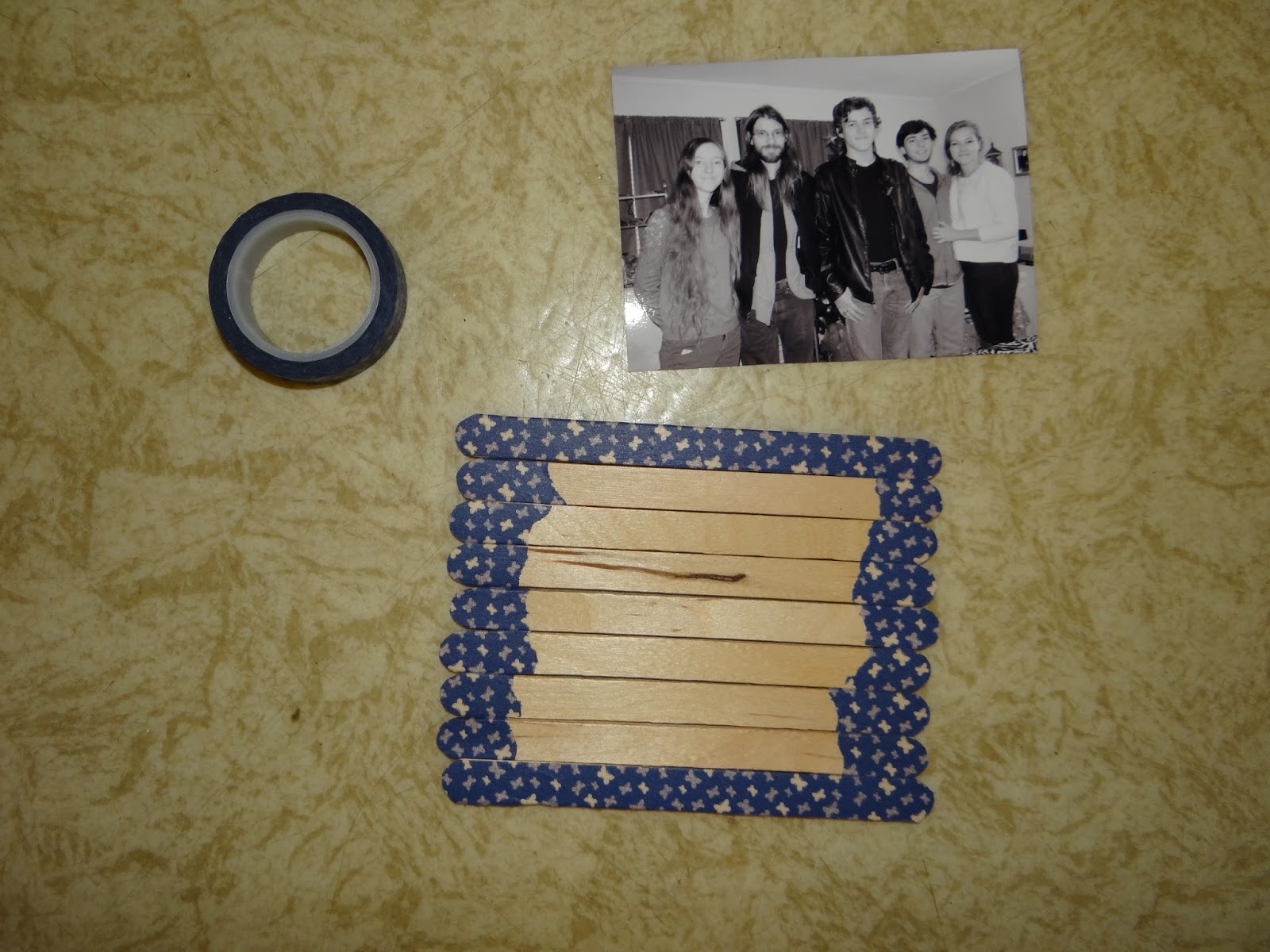 Amber's Craft a Week Blog Popsicle Stick and Washi Tape Photo Frame