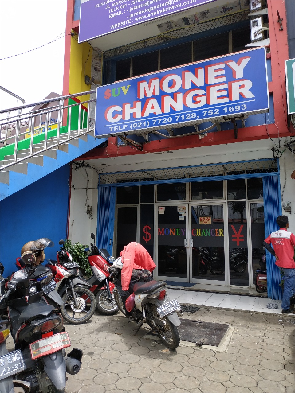 Tempat Penukaran Uang Asing di Depok