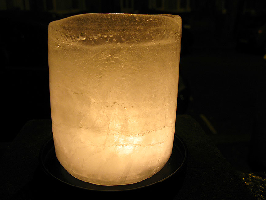 GraphicalityUK 21.12. Christmas ice lantern