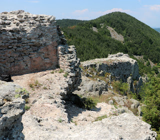 The fortifications are actually quite extensive The fortifications are actually quite extensive
