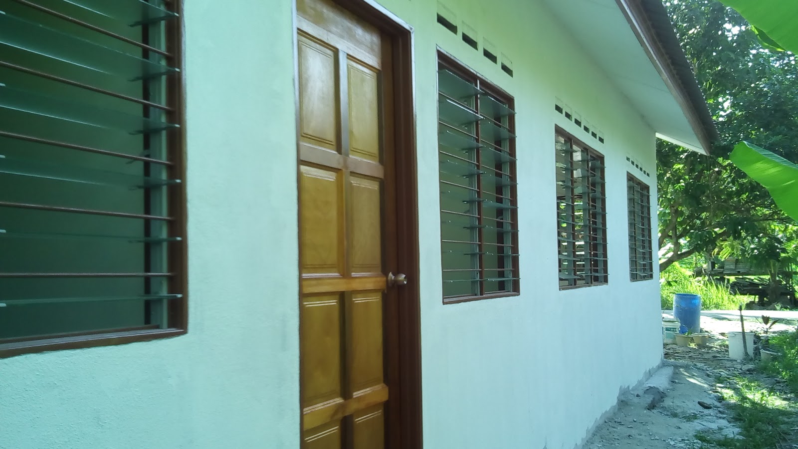 Firrbudi Aka Lensahijau Projek Transformasi The Naco House Gambar 6 Imej Luar Tingkap Naco Di Sekeliling Rumah