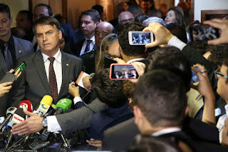 Bolsonaro vai manter Trabalho com status de ministério Bolsonaro vai manter Trabalho com status de ministério