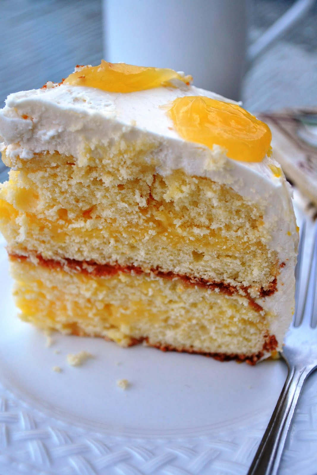 Tasty Touch: Lemon Curd Cake