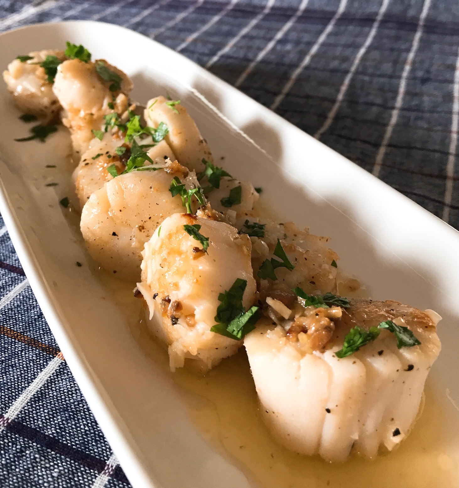 YOSHIKOlicious Beauty Lemon Scallops with Garlic Anchovy Butter Sauce