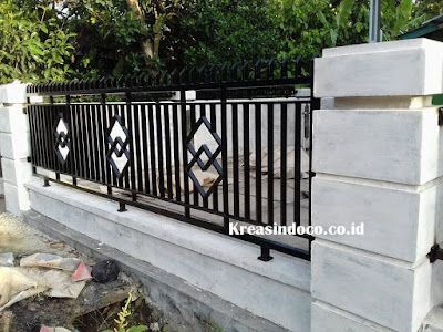 Pemasangan Pintu Gerbang dan Pagar Minimalis di Gang Karyawan Desa Sidodadi Sidomulyo Lampung Selatan