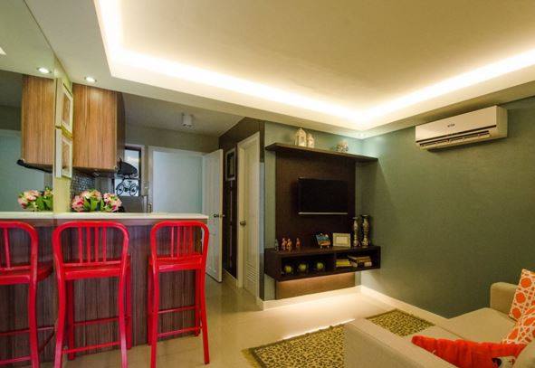 AFFORDABLE CONDO FOR SALE IN CAVITE THRU PAG-IBIG |Urban Decahomes Hampton Midrise Residential Building - along Buhay Na Tubig, Imus City, Cavite Search and find the best affordable condominiums (condo) in Cavite Philippines thru Pag-IBIG financing starts here. Urban Decahomes-Hampton offers mid-rise condominium for sale at an cheapest price. New Condo units, 2 bedrooms and studio type for sale in Cavite have ever been this most accessible and affordable.
