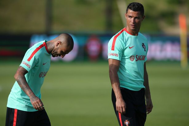 Piala Eropa 2016: Ronaldo Inginkan Portugal di Semifinal Piala Eropa 2016: Ronaldo Inginkan Portugal di Semifinal