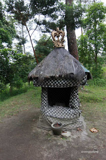 candi kethek karanganyar