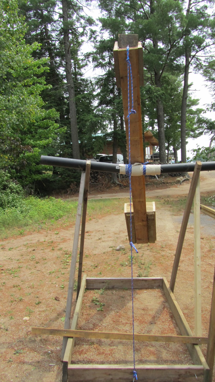 Stup1dN00bs Homemade Catapult!