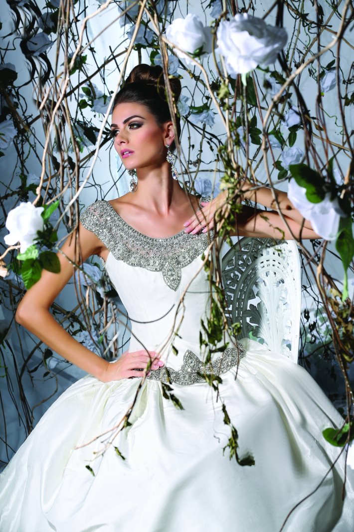 Image 2: Wedding Dress