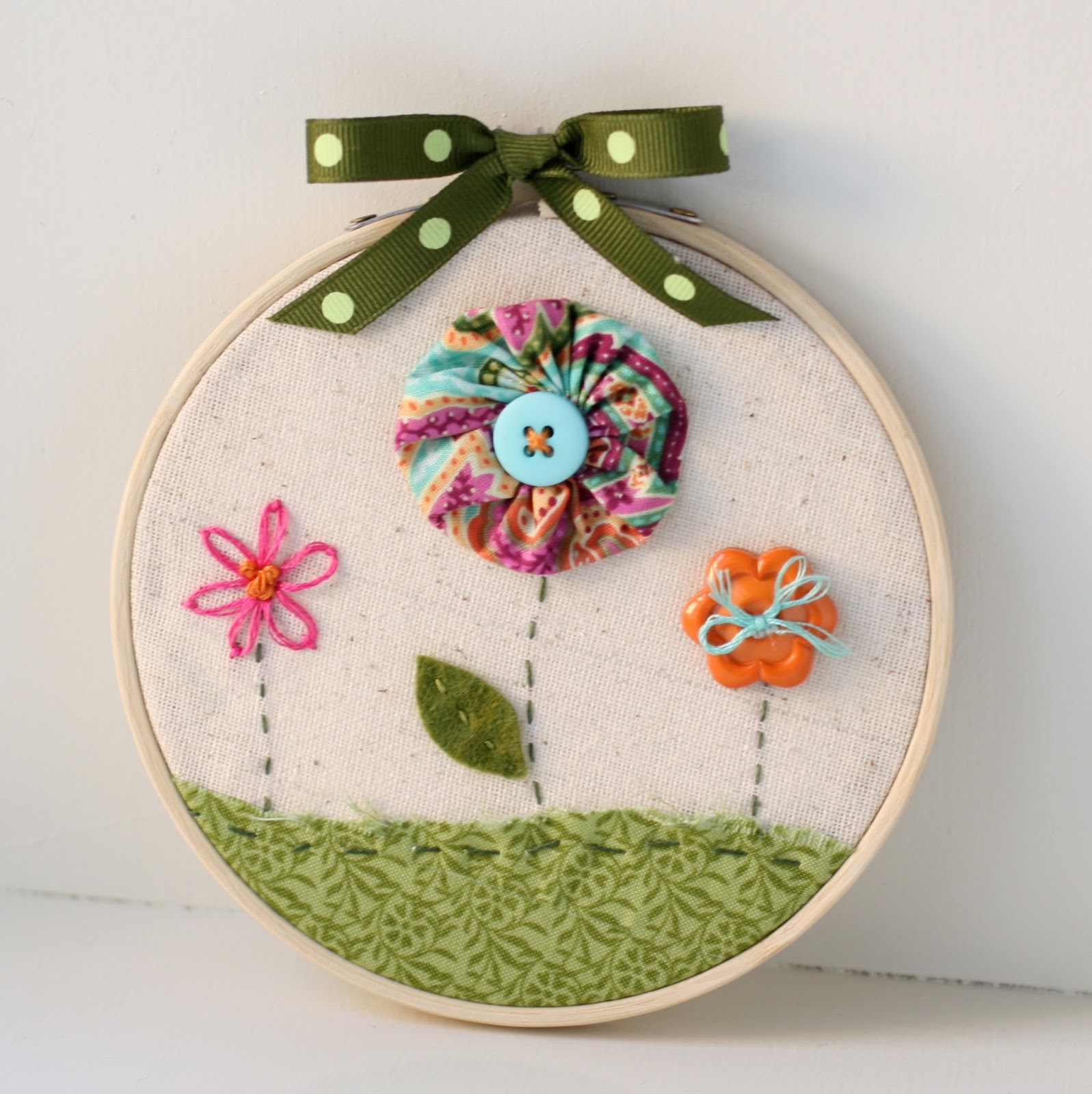 Bunches and Bits Hoop Art Wall Hanging