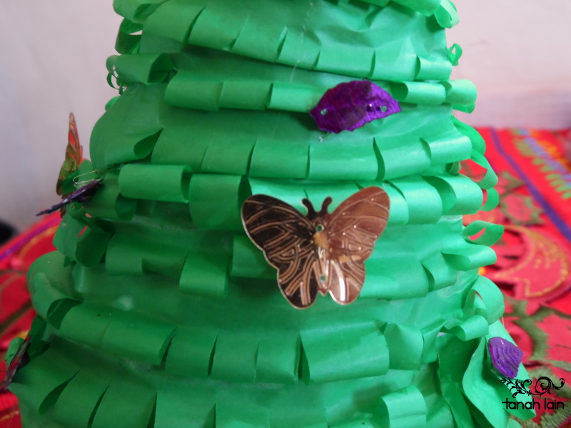 Arbol de Navidad Reciclado