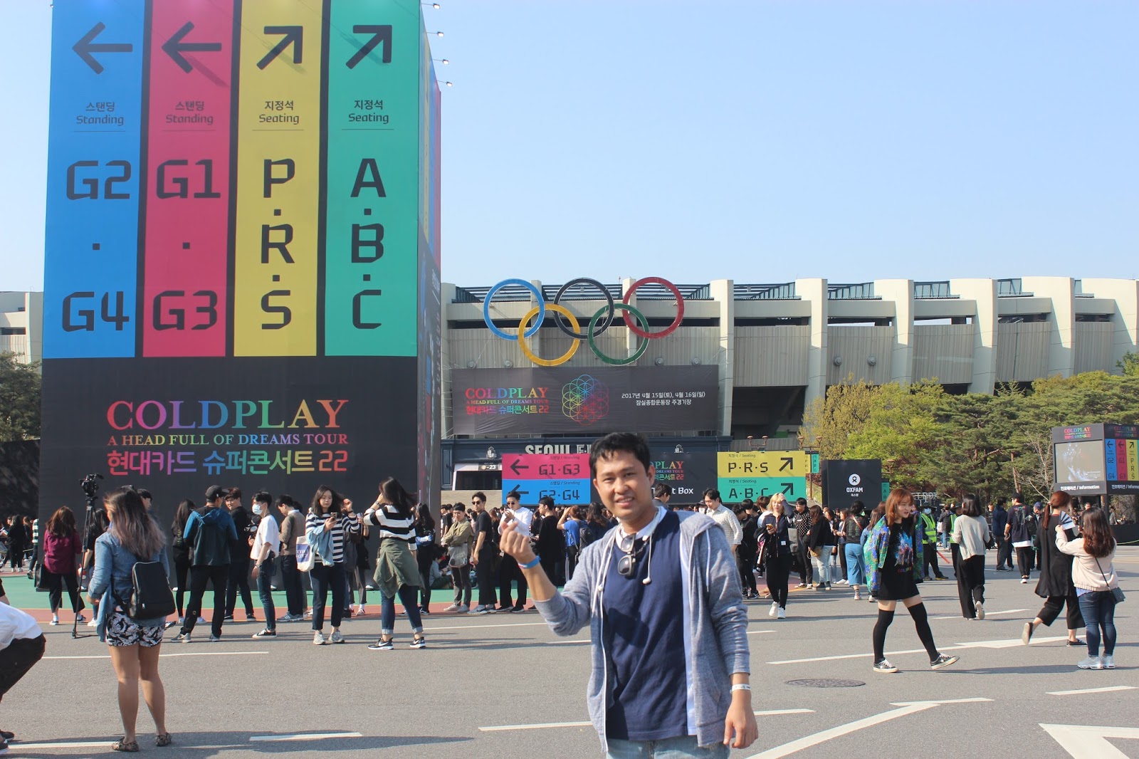 What Happened at The Coldplay Concert in Seoul