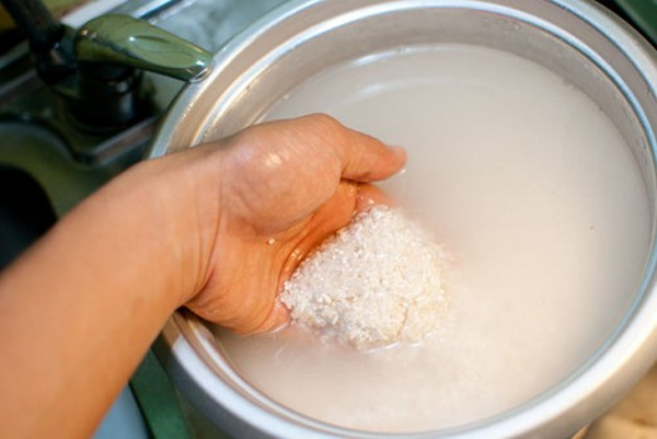 Cách vo gạo để nấu cơm ngon nhất Cách vo gạo để nấu cơm ngon nhất