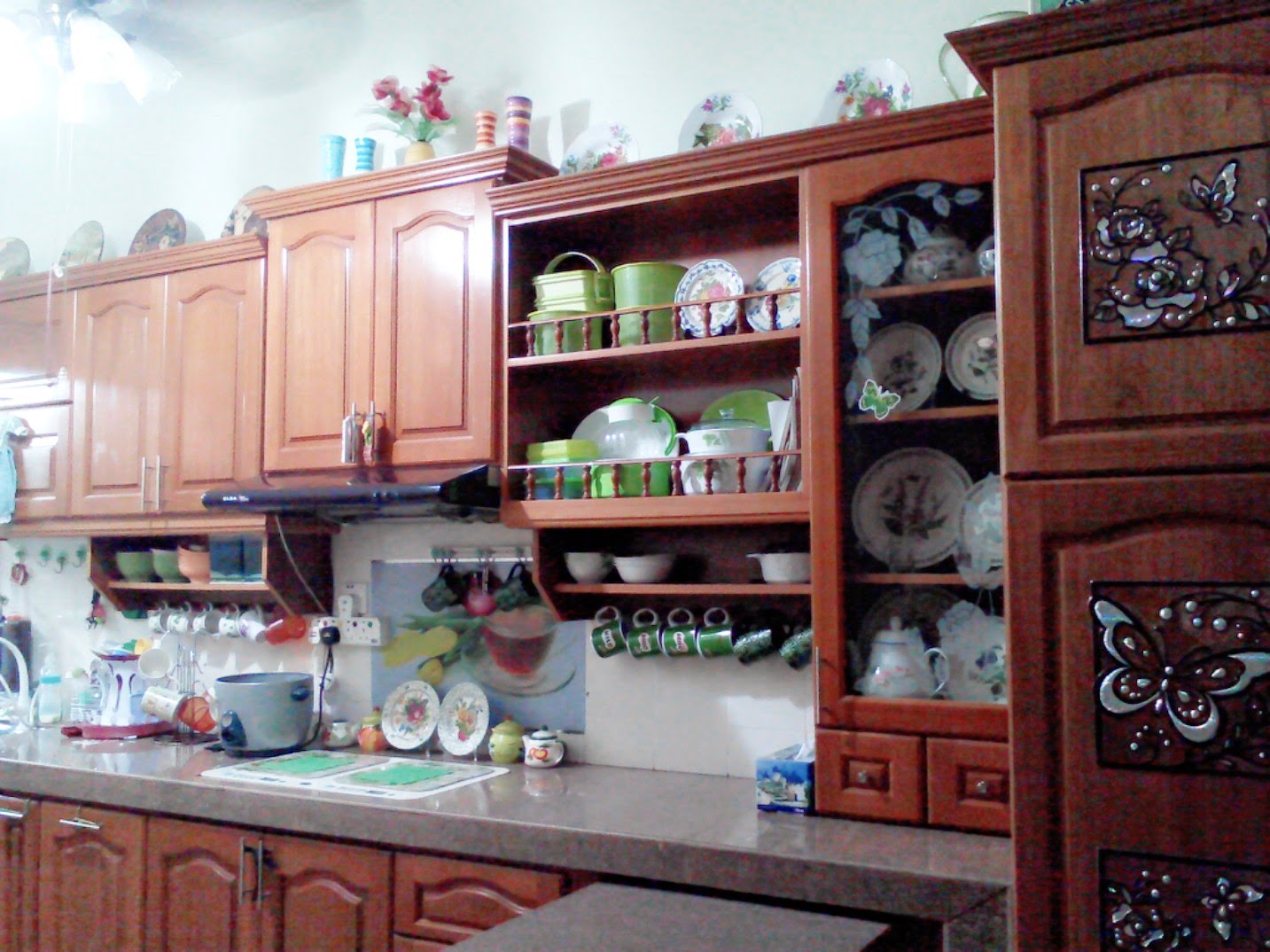 Rencah Kehinku Susun Atur Di Dapur Rasa Rasanya Gambar Ni Diambil Setelah Sesi Mengemas Dapur Pada Bulan Jun Yang Lalu Sekarang Dah Berubah Sikit Susun Atur Barang Barangnya