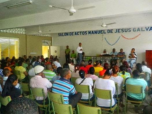  Paro de docencia se cumple en Neyba , estudiantes llevan 4 días sin recibir clase 