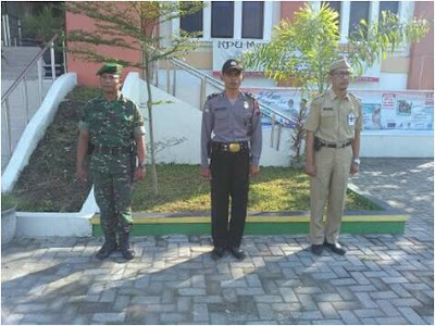 BABINSA KARANGANOM LAKSANAKAN UPACARA HARI KEBANGKITAN NASIONAL DI HALAMAN KECAMATAN SUKODONO