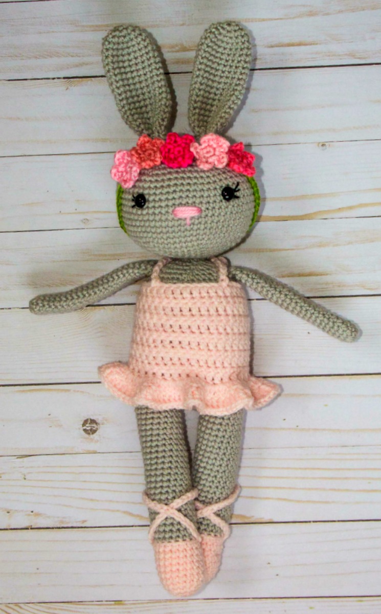 crochet ballerina bunny
