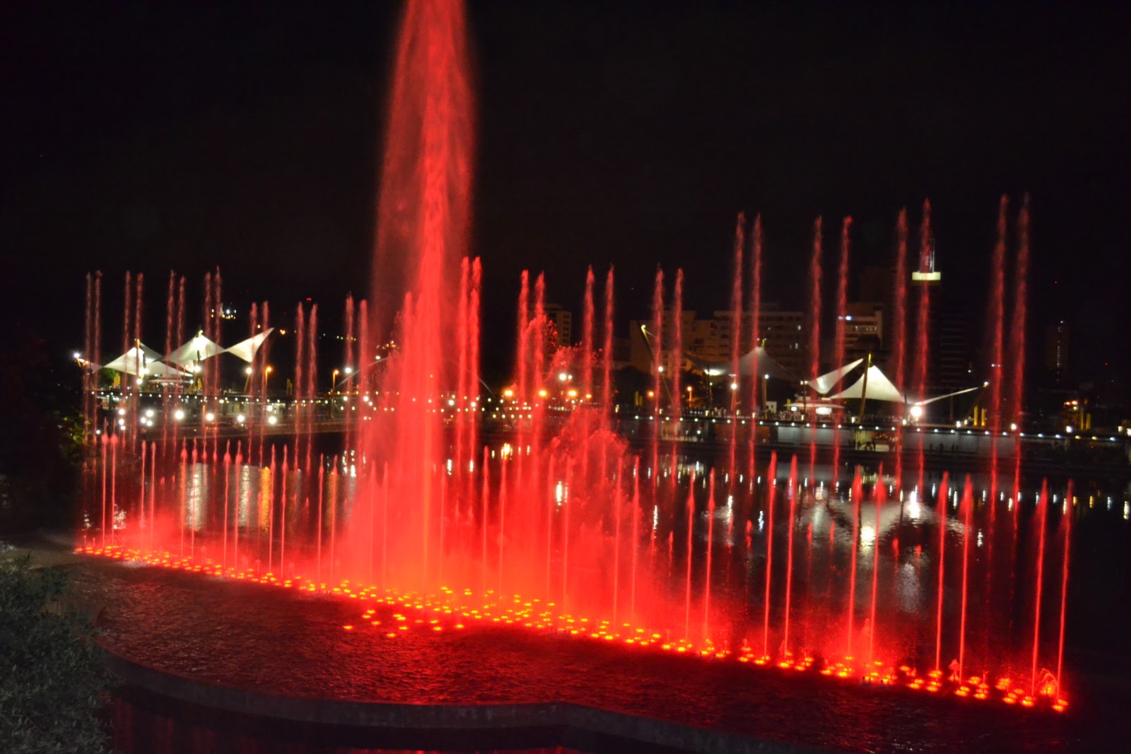 FUENTE+MONUMENTAL+5.JPG