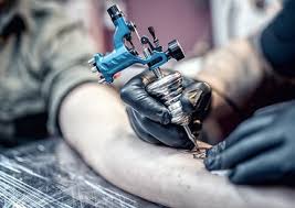 A gorgeously hot woman was in a tattoo session. But then, everyone was shocked when THIS suddenly happens to her! A gorgeously hot woman was in a tattoo session. But then, everyone was shocked when THIS suddenly happens to her!