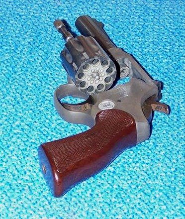 Mr. Completely: Hi Standard Sentinel .22 Revolver