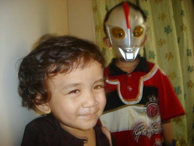 Kisah Anak-anakku: WW ::: Ultraman...
